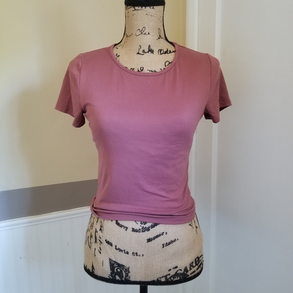 Live In the Moment- tee